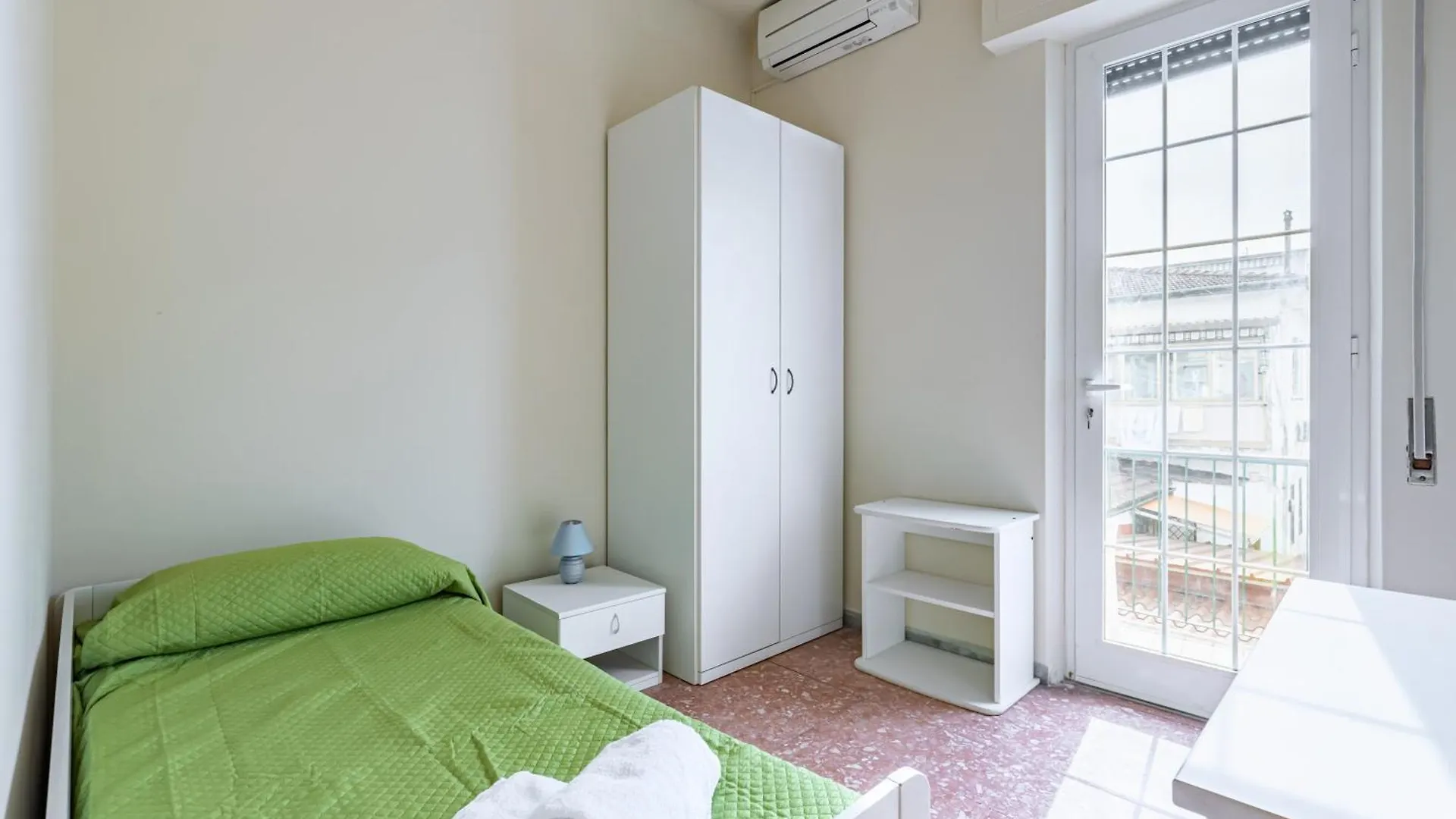 Viareggio - Spacious Apartmente Near The Beach!