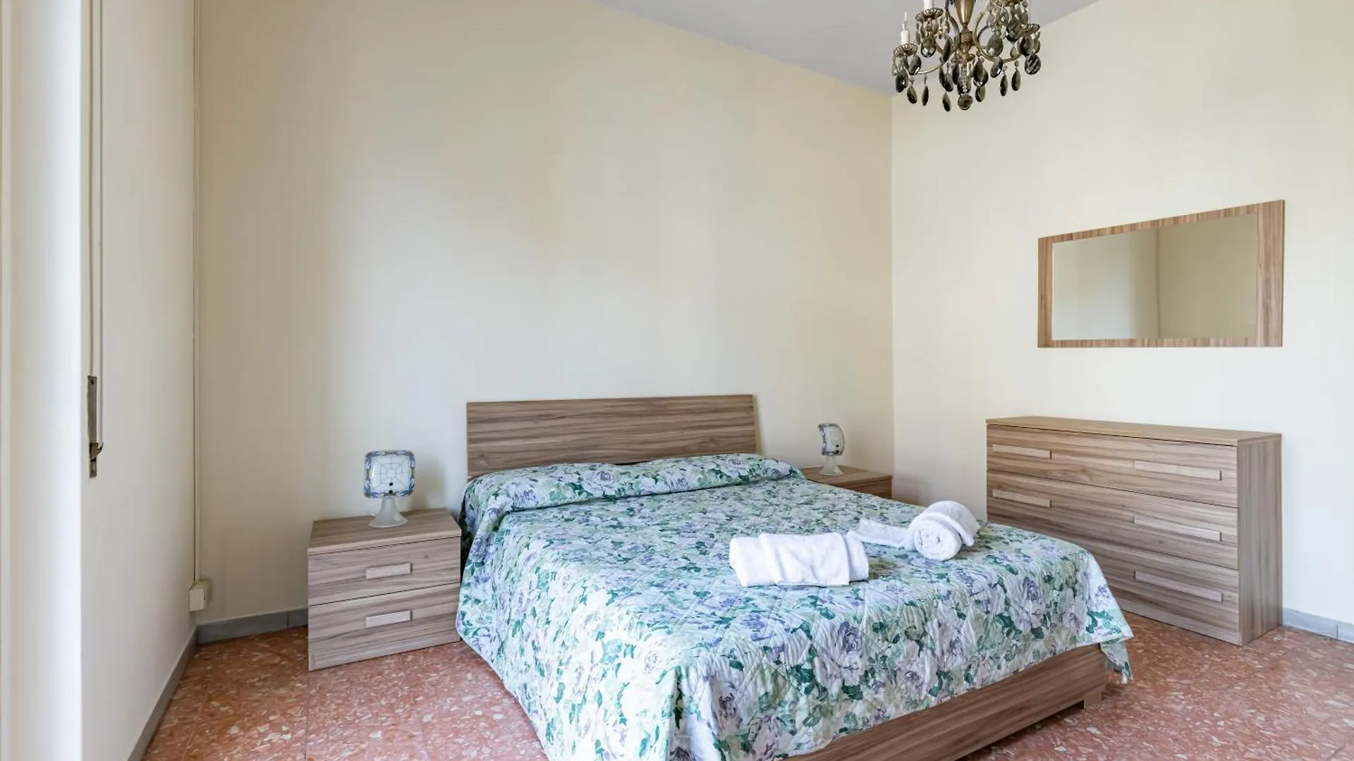 Apartment Viareggio - Spacious Apartmente Near The Beach! Italy