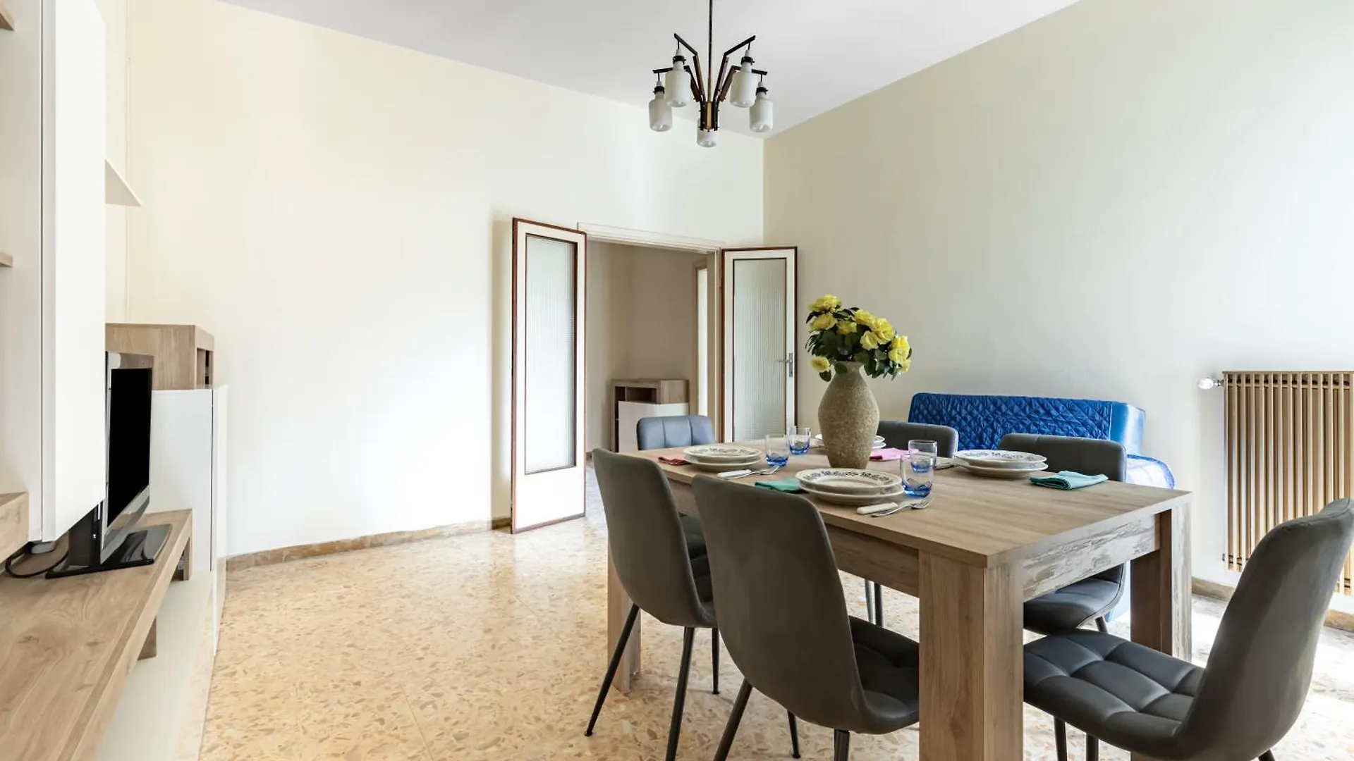 Viareggio - Spacious Apartmente Near The Beach!