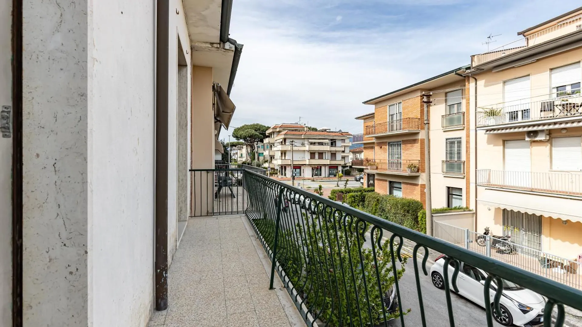Apartment Viareggio - Spacious Apartmente Near The Beach!